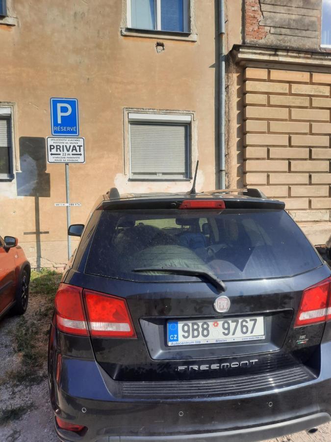 Apartman Sandra Valtice Εξωτερικό φωτογραφία